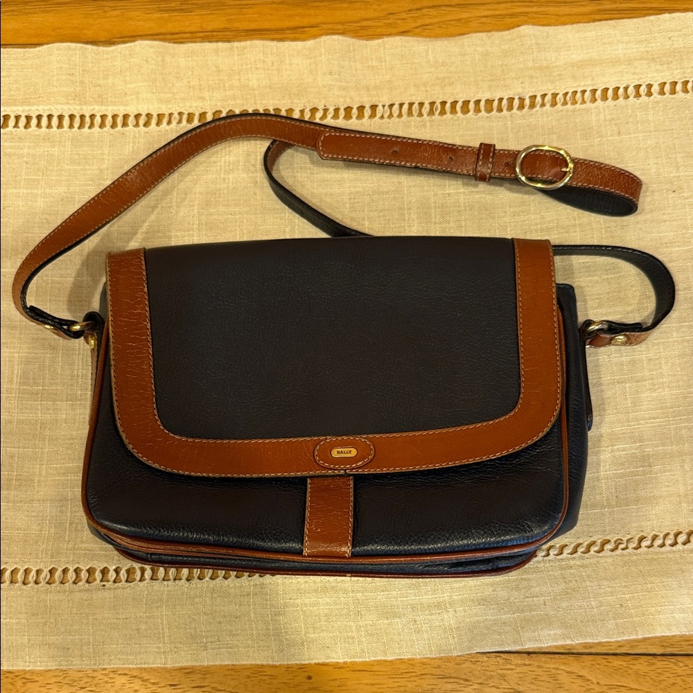 Bally Vintage Leather Crossbody Bag